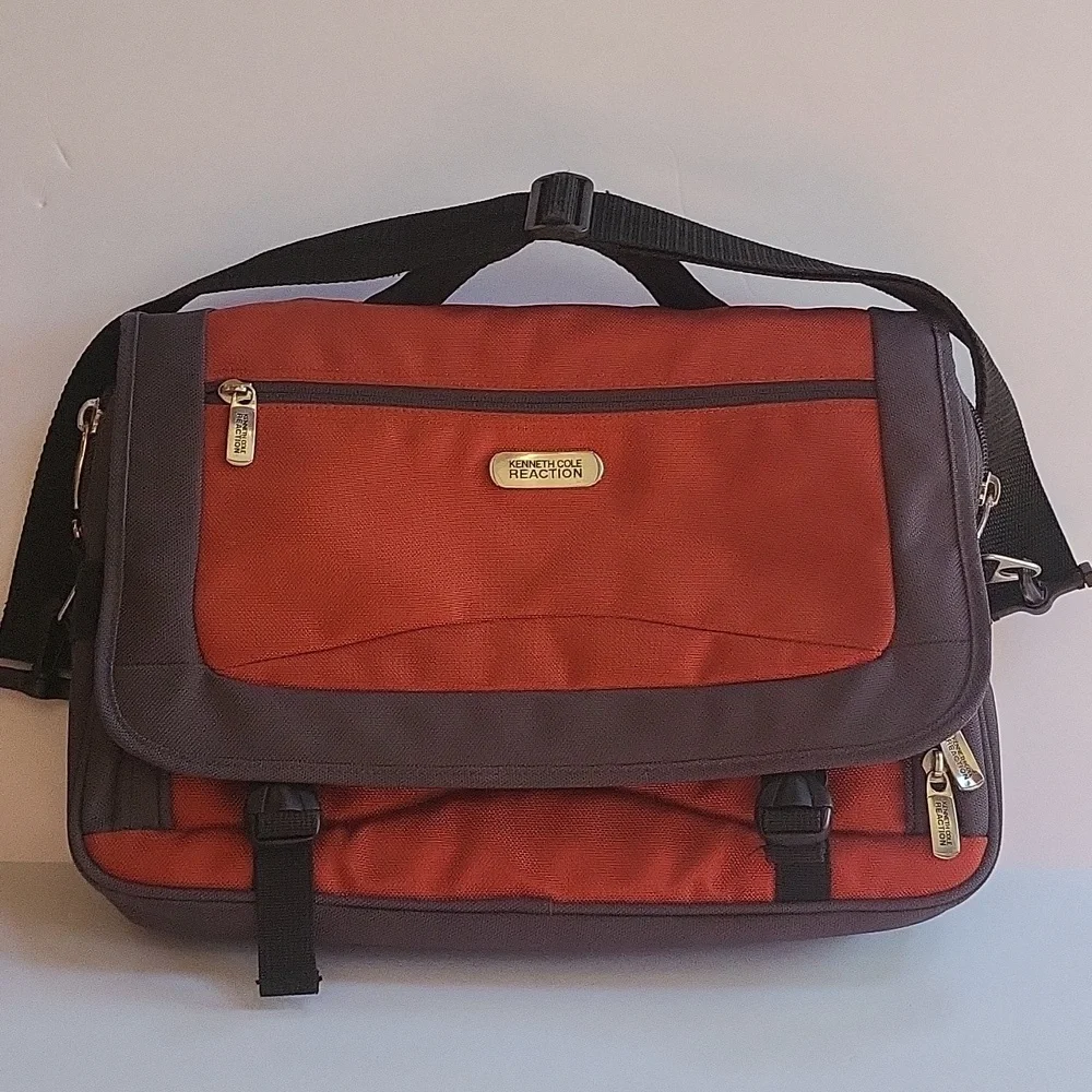 Kenneth Cole Reaction Carry On Trave Office Briefcase Business Bag